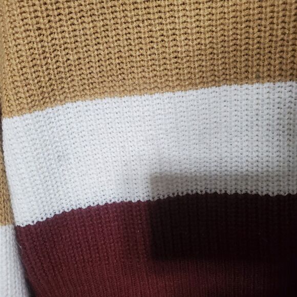 Cute Slouchy Fringed Green Camel White and Maroon Long Sleeved Sweater Size 3X - Picture 8 of 15